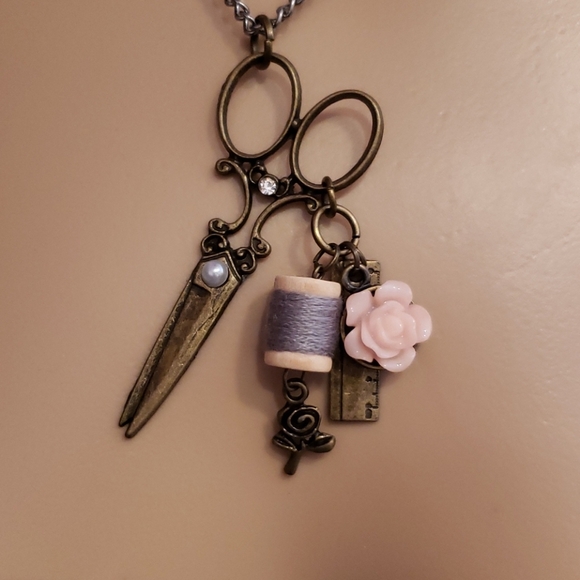 Unique seamstress themed scissor necklace - Picture 2 of 6